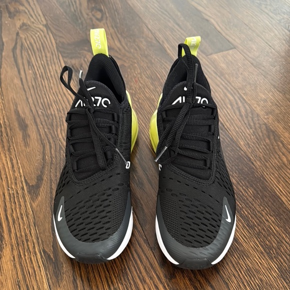 NEW Nike Air Max 270, Light Lemon Twist/Black/Anthracite/White, 5Y (Big Kids) - Picture 2 of 5